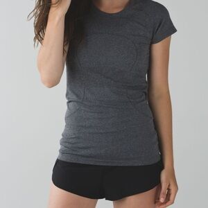 Lululemon’s swiftly tech short sleeve crew
